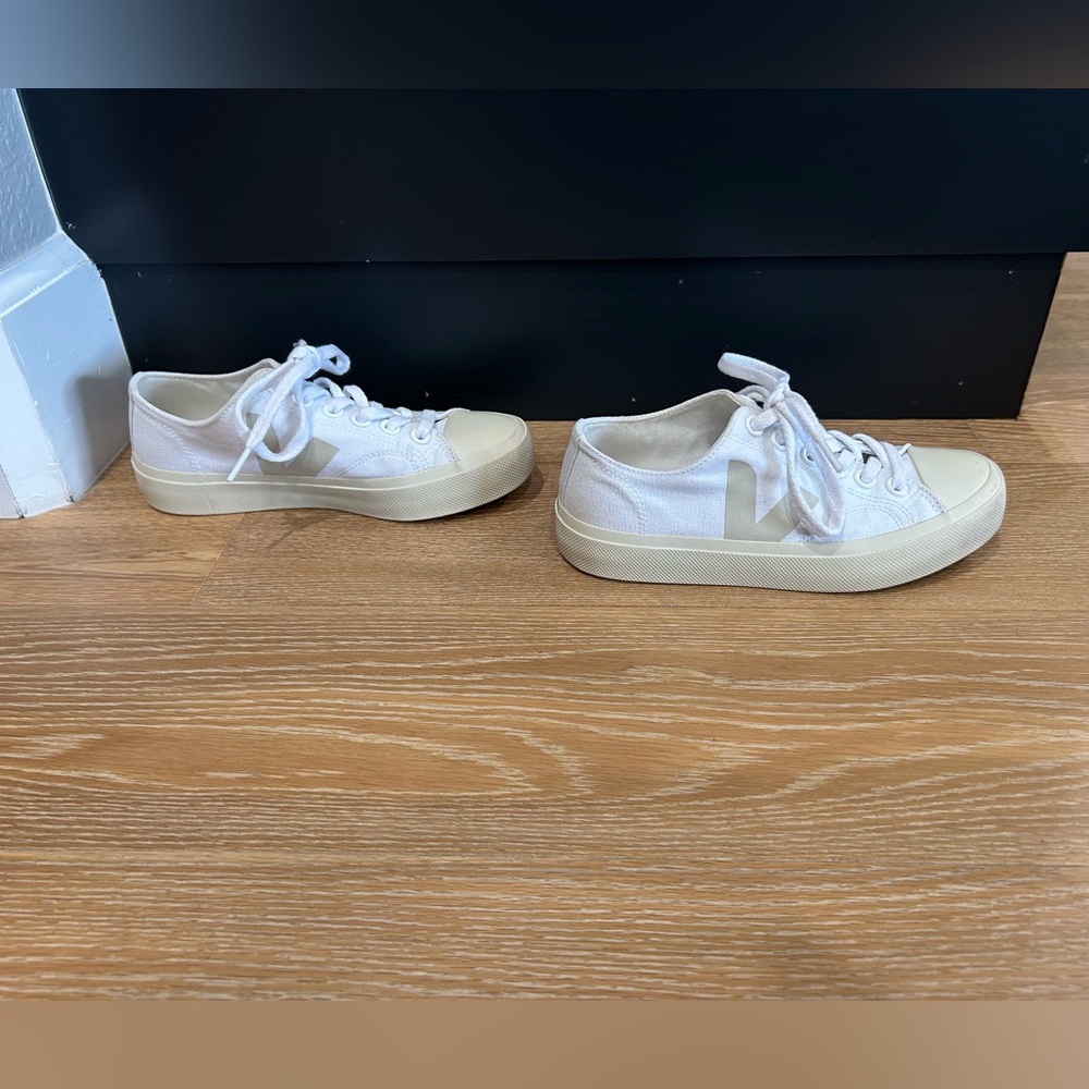 Veja Wata II women’s size 5